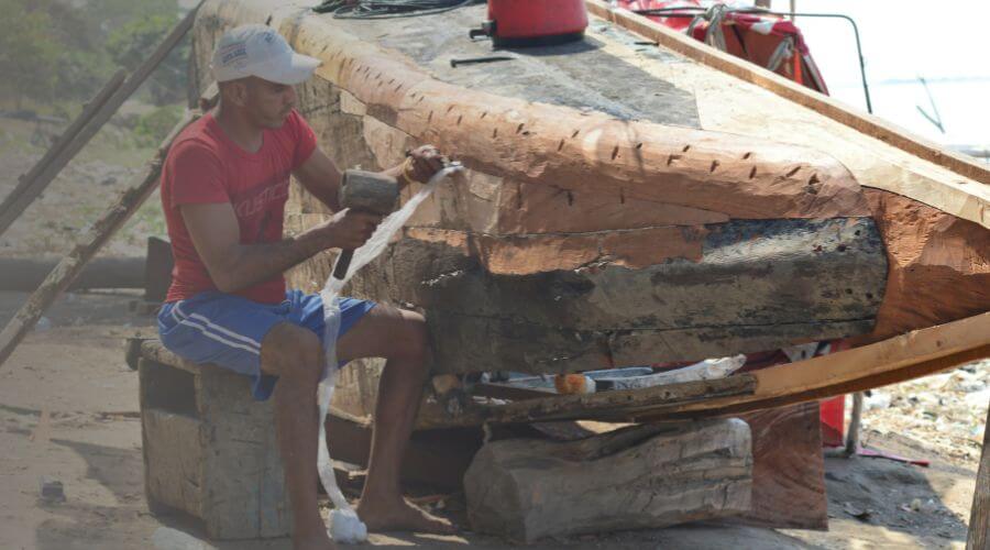 Why choose water damage restoration service for burst pipe water damage in Norfolk